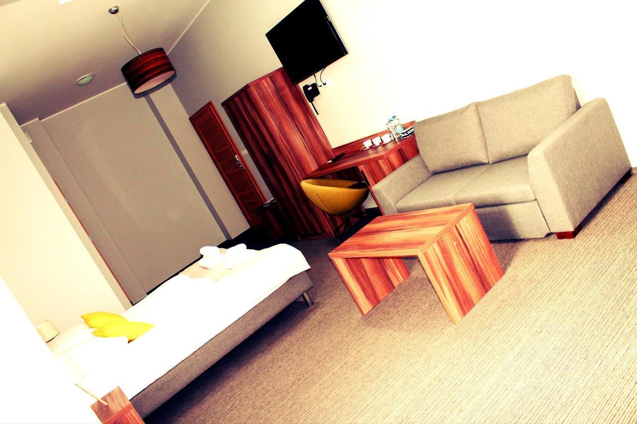 Hotel Klondaik Corner Warka Eksteriør billede